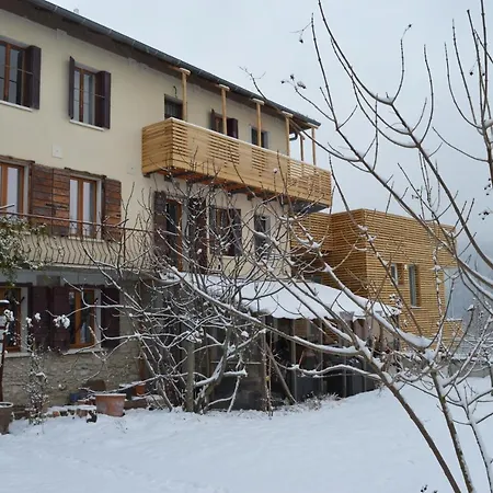 Giardini Dell'ardo ベッド・アンド・ブレックファスト 3*